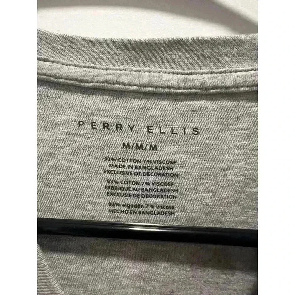 Perry Ellis Mens Medium Black And Grey Front Logo Crew Neck T Shirt (0118) - Picture 4 of 8